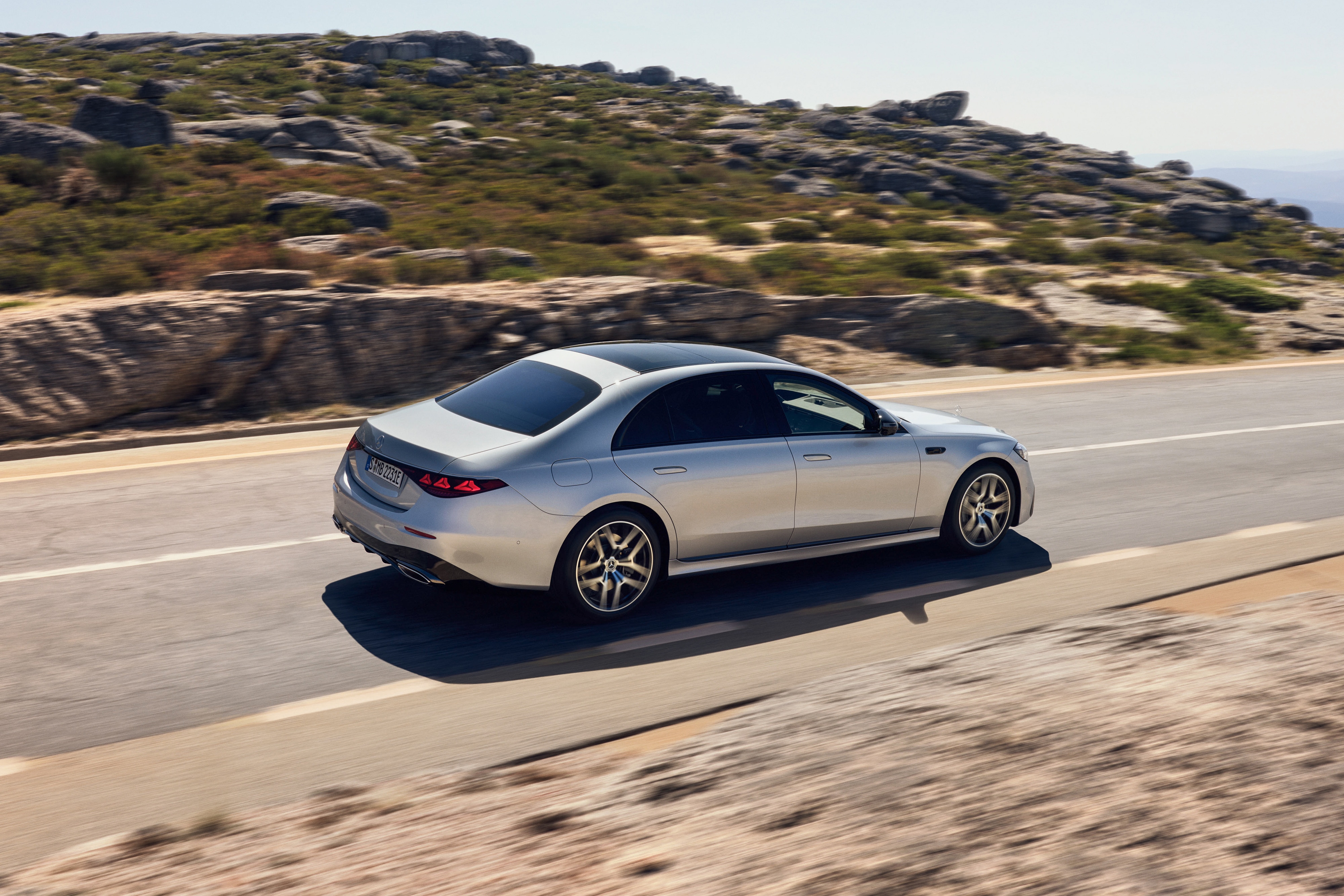 2026-MercedesBenz-SClass-S500-Sedan-L15.jpg